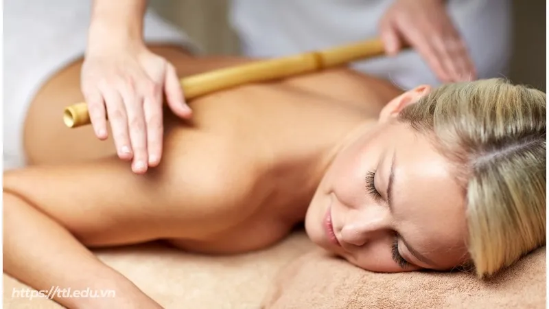 Khám phá cách massage toàn thân đúng kỹ thuật để giảm đau 9