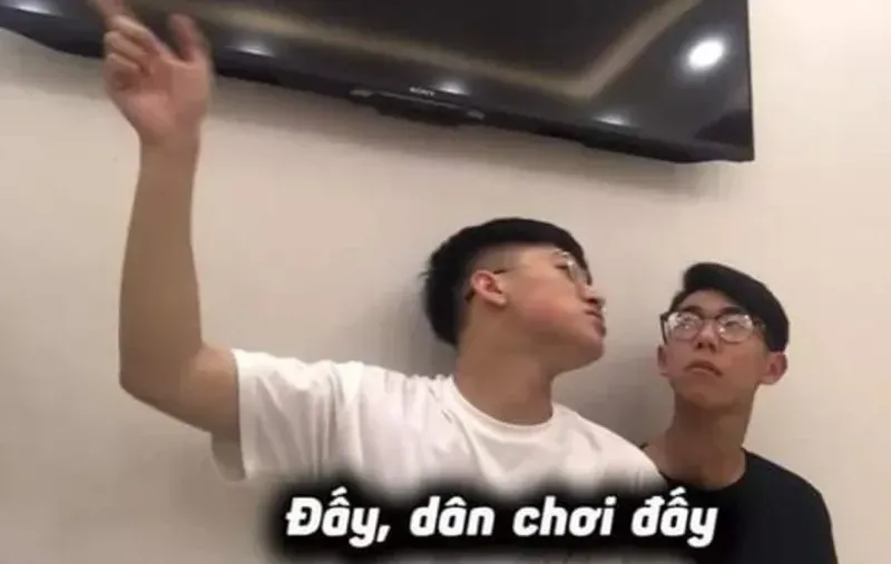 meme chỉ tay 18