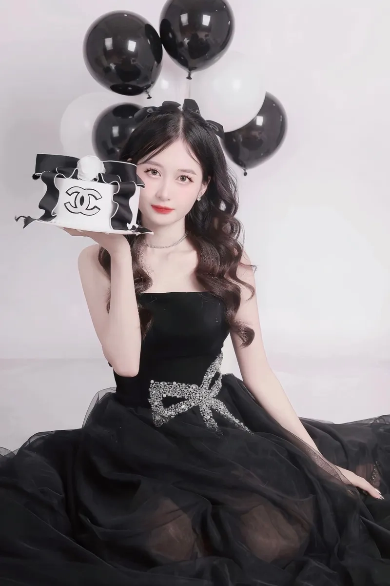 Ảnh gái xinh tóc ngang vai 2k7 che mặt ngộ nghĩnh và đáng yêu