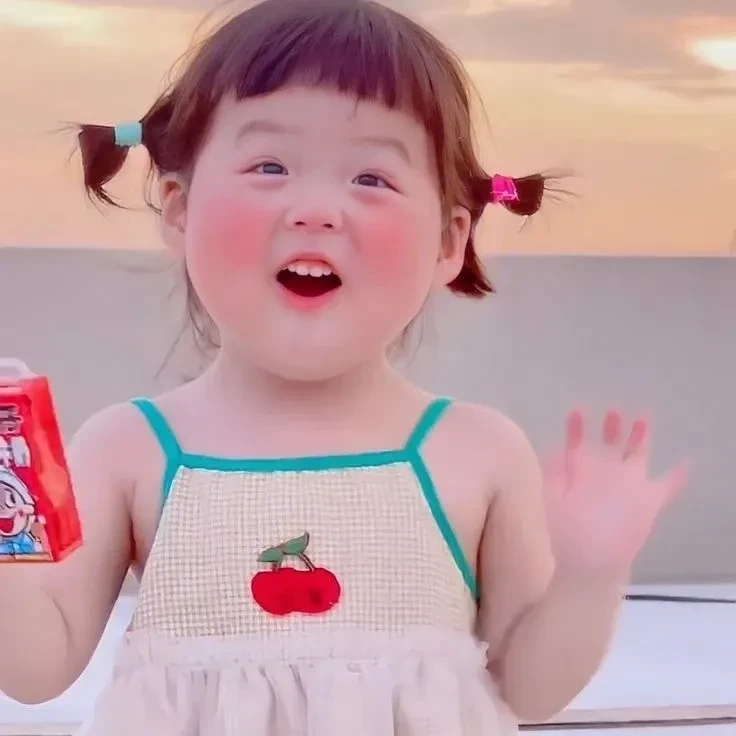 Hình ảnh bé gái dễ thương cho điện thoại dễ thương nhất mang lại niềm vui