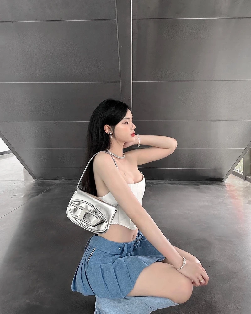 Hình nền gái đẹp 4k sexy mang lại vẻ quyến rũ và ấn tượng mạnh mẽ