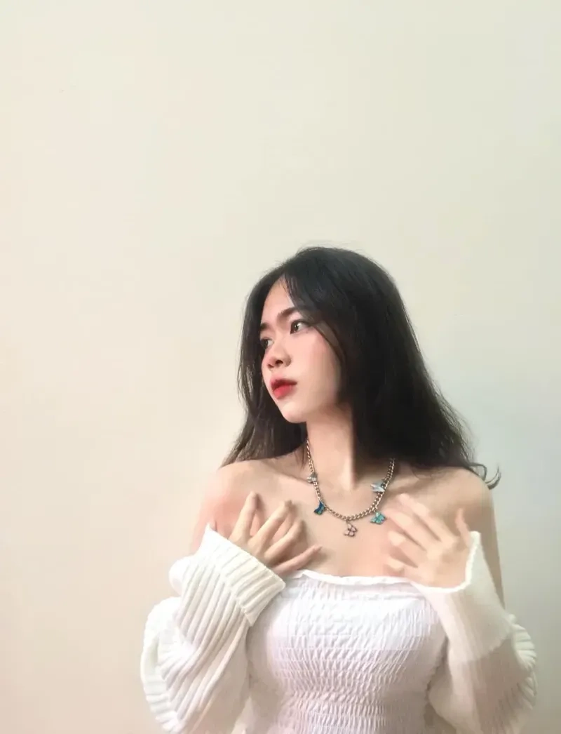 Hình ảnh phô mai que con gái đẹp nhất dễ thương nhất thể hiện nét trẻ trung và vui tươi