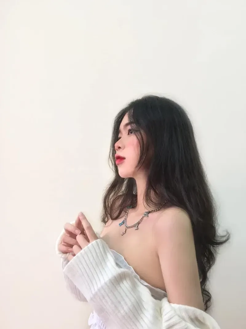 Hình ảnh phô mai que con gái đẹp nhất cho máy tính tạo không gian màn hình thêm ấn tượng