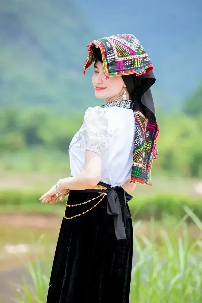 Gái dân tộc H'Mông Thái Lan với nét đẹp riêng khó nhầm lẫn