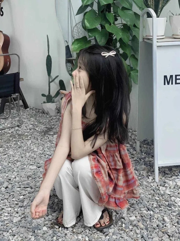 Hình nền gái k7 che mặt cho điện thoại sắc nét và cuốn hút