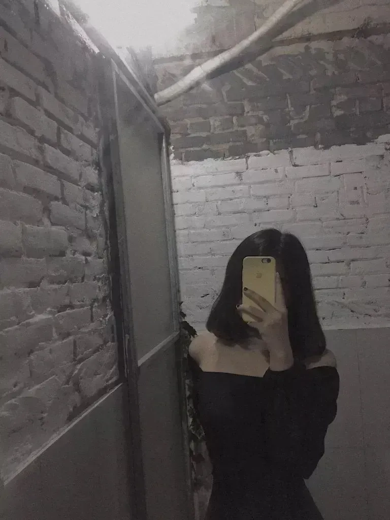 Hình nền gái k7 cho máy tính làm nổi bật không gian làm việc