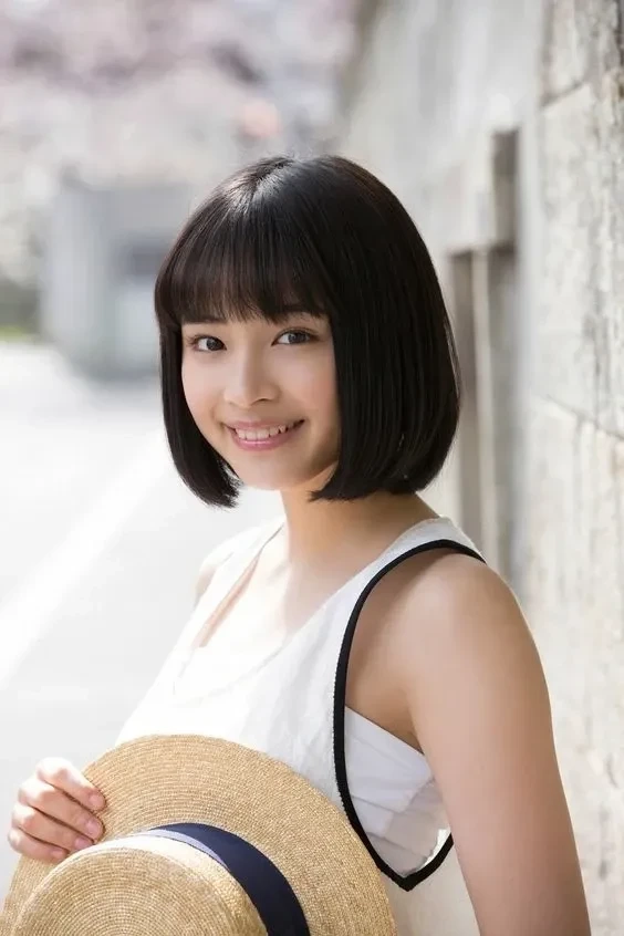 Ảnh concert idol Nhật Bản với không khí sôi động và cuốn hút