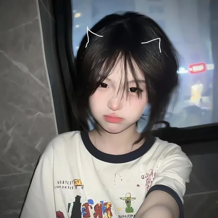 Ảnh cosplay trang phục truyền thống tái hiện hình ảnh chân thực