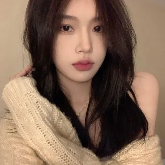 Gái Trung Quốc nổi tiếng trên TikTok với hình ảnh thu hút