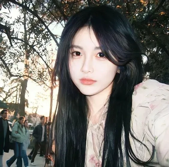 Ảnh hot girl Trung Quốc dễ thương mang lại cảm giác thân thiện