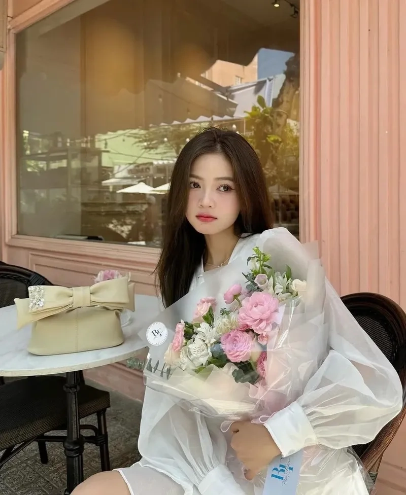 Tải hình ảnh girl xinh 2k6 để chiêm ngưỡng vẻ đẹp trẻ trung và cuốn hút