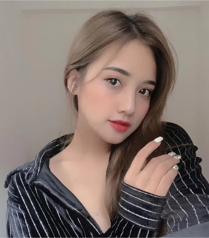 Hình ảnh gái 2k6 tóc ngang vai chất lượng cao làm nổi bật từng chi tiết sắc nét