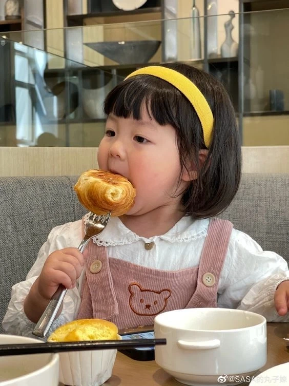 Avatar chibi nữ ngầu tạo phong cách cá tính nhưng vẫn dễ thương