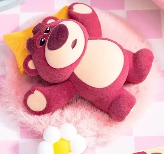 Gấu dâu Lotso Disney đáng yêu tạo điểm nhấn dễ thương