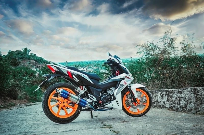 Sirius 50cc độ kiểng đẹp tạo điểm nhấn mạnh mẽ trong từng chi tiết