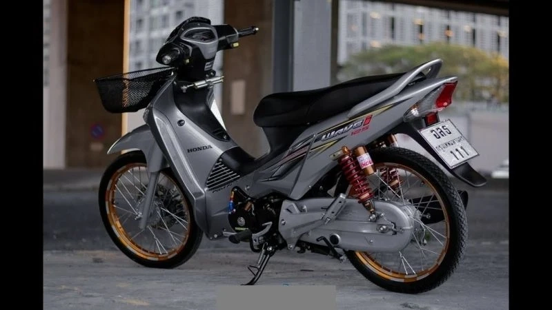 Sirius trắng xanh kiểng thể hiện sự tươi mới và năng động
