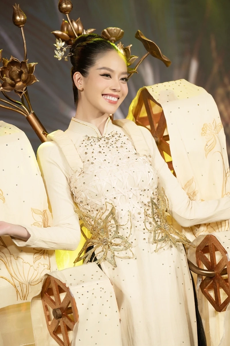 Thiên Ân đăng quang với thành tích xuất sắc trong cuộc thi lớn