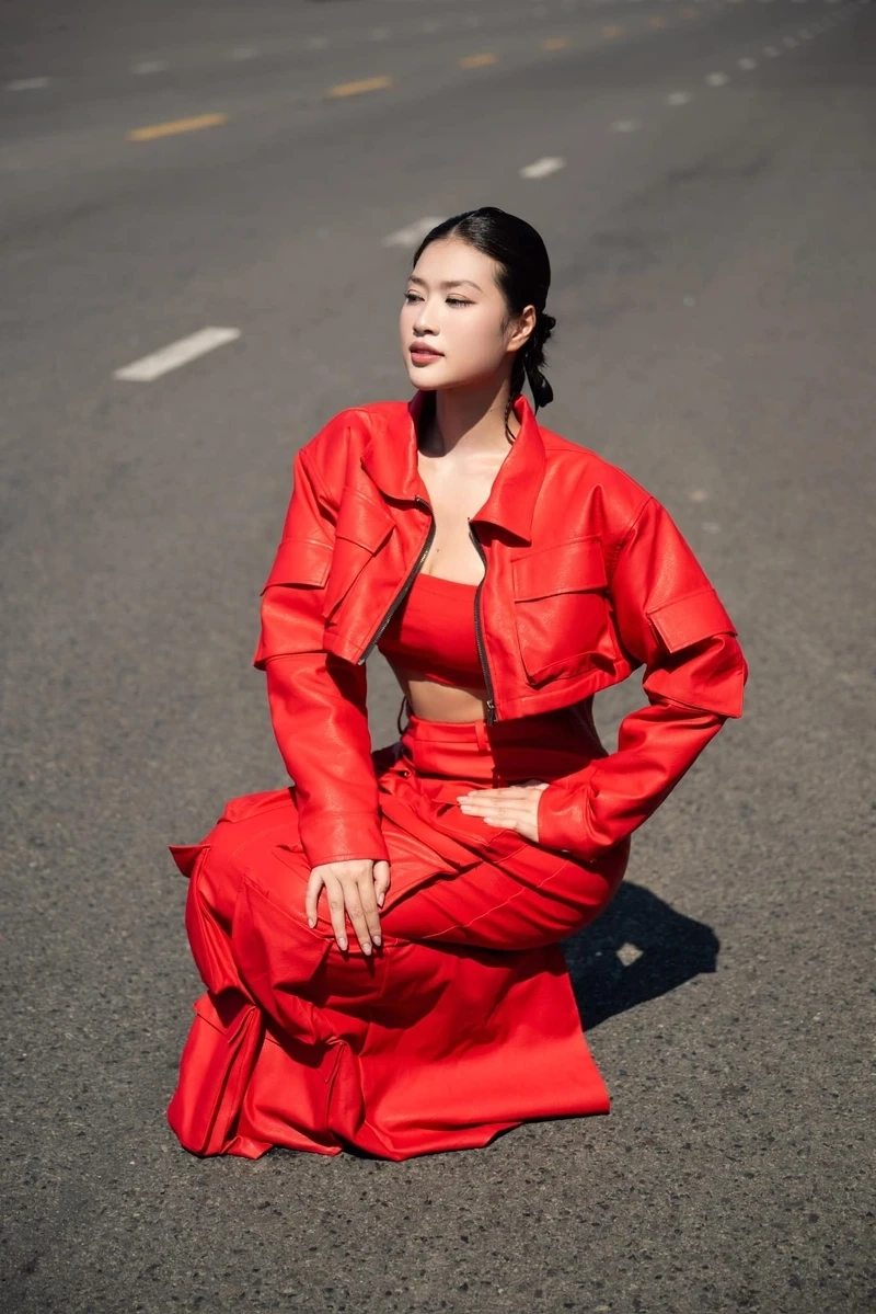 Vương miện của Đoàn Thiên Ân mang ý nghĩa lớn trong sự nghiệp