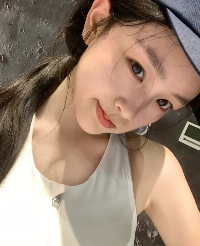 Gái xinh cute TikTok mang đến vẻ đẹp trẻ trung và đáng yêu