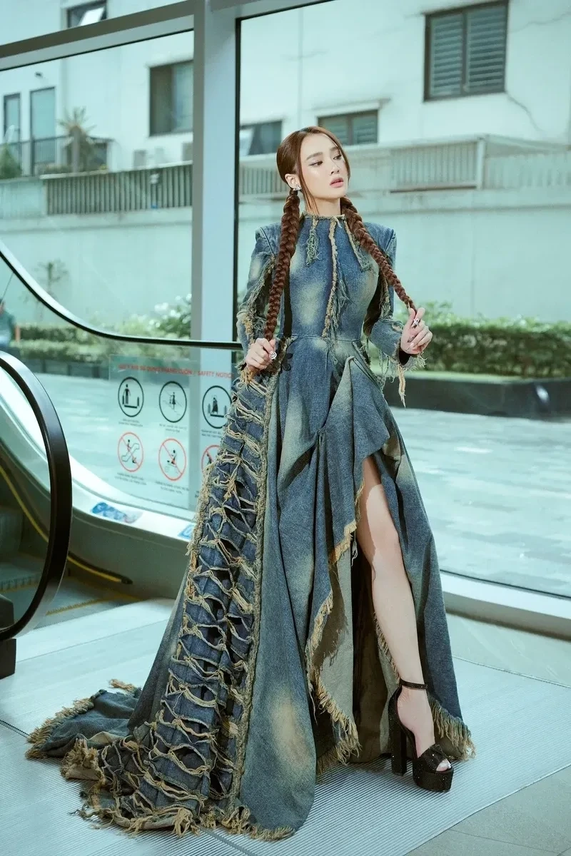 Hoàng Oanh Nhã Phương gắn bó qua nhiều dự án nghệ thuật ý nghĩa