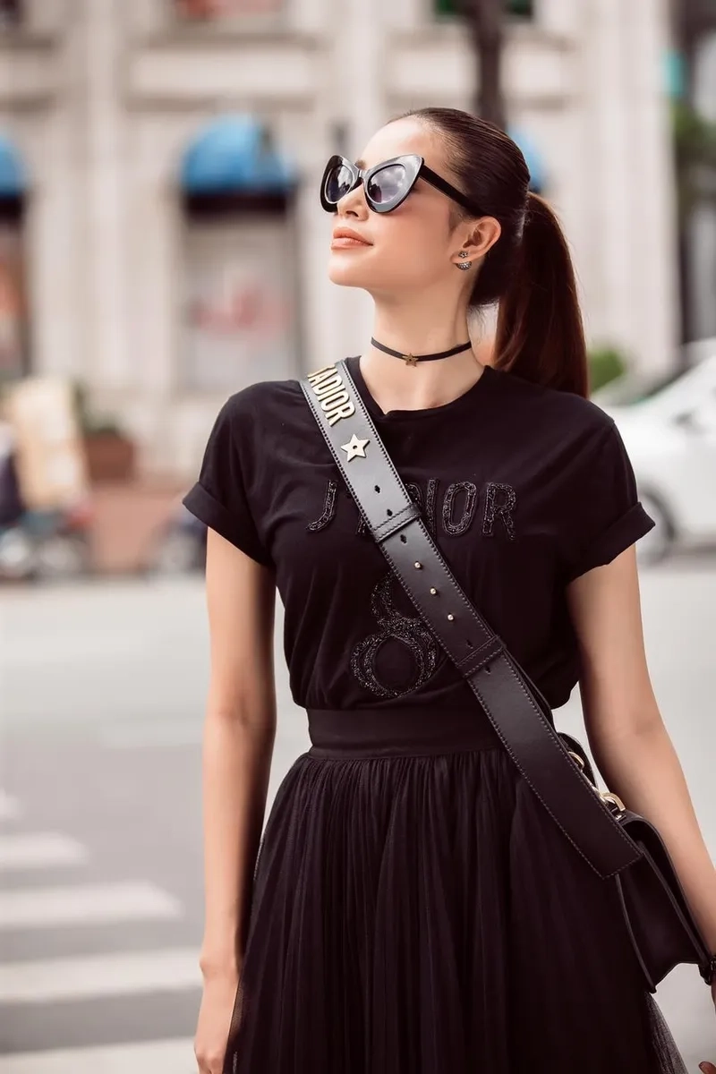 Pham Huong bikini nhận được sự yêu mến từ đông đảo công chúng