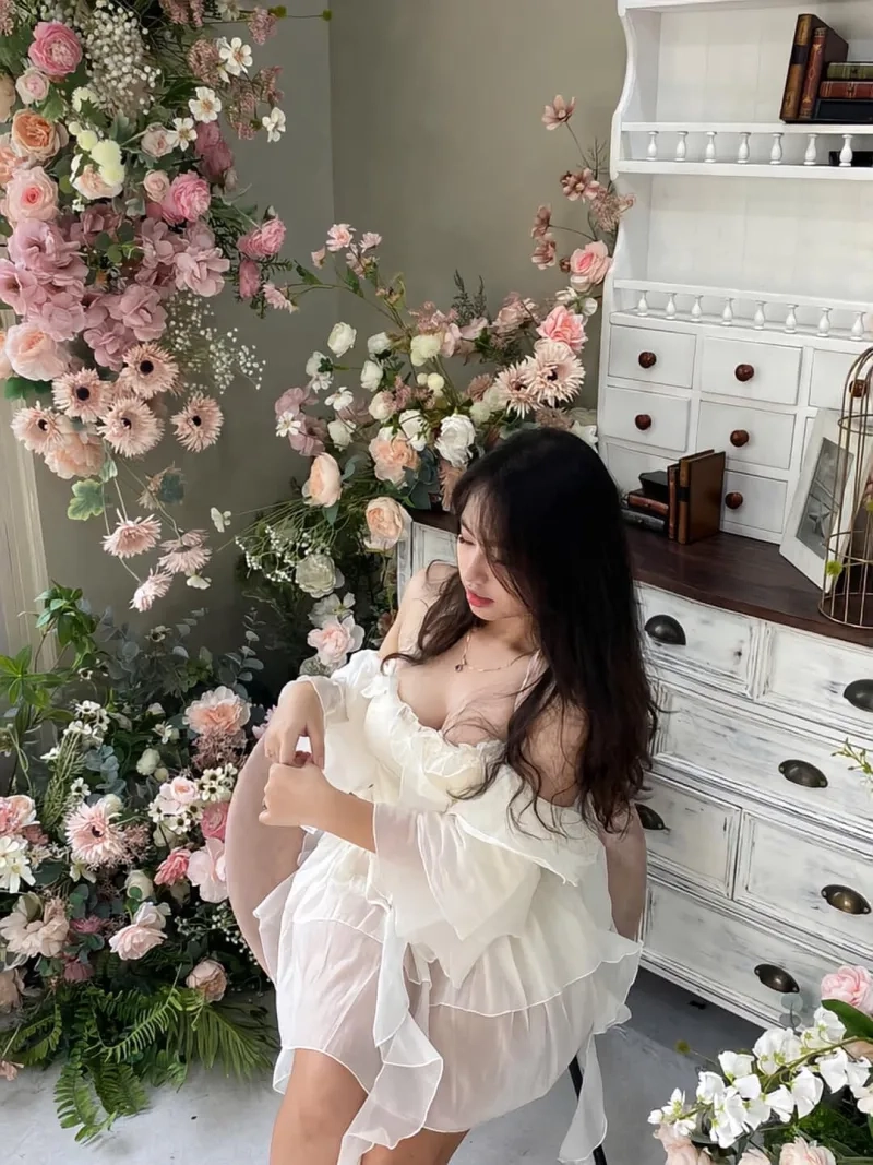 Ảnh đại diện nữ ngầu nhất tạo điểm nhấn sắc nét cho trang cá nhân