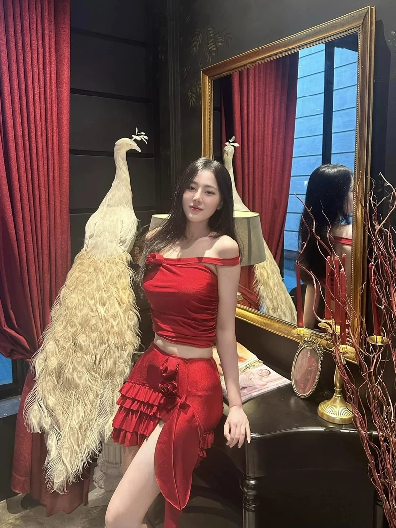 Hình nền gái đẹp 4K cho điện thoại làm nổi bật từng chi tiết với chất lượng cao