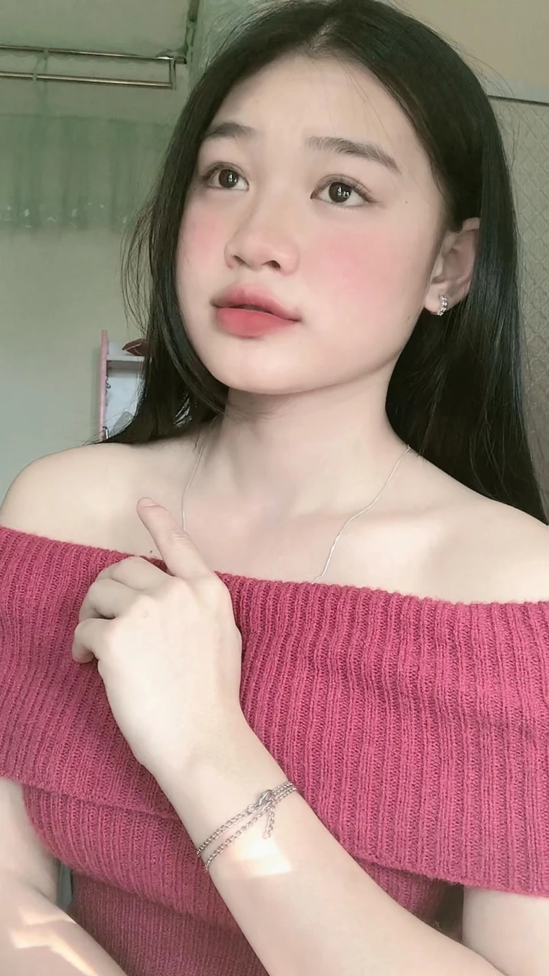 Hình nền gái xinh cho điện thoại 4K tạo cảm giác chân thực và rực rỡ đặc biệt