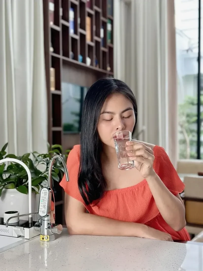 Chồng của diễn viên Vân Trang luôn đồng hành và ủng hộ sự nghiệp của cô