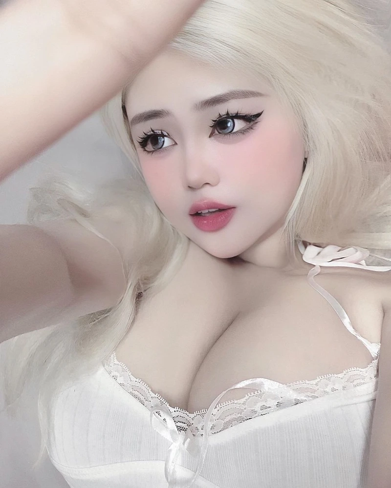 Anh sexy gai dep với vẻ ngoài quyến rũ và ánh nhìn cuốn hút