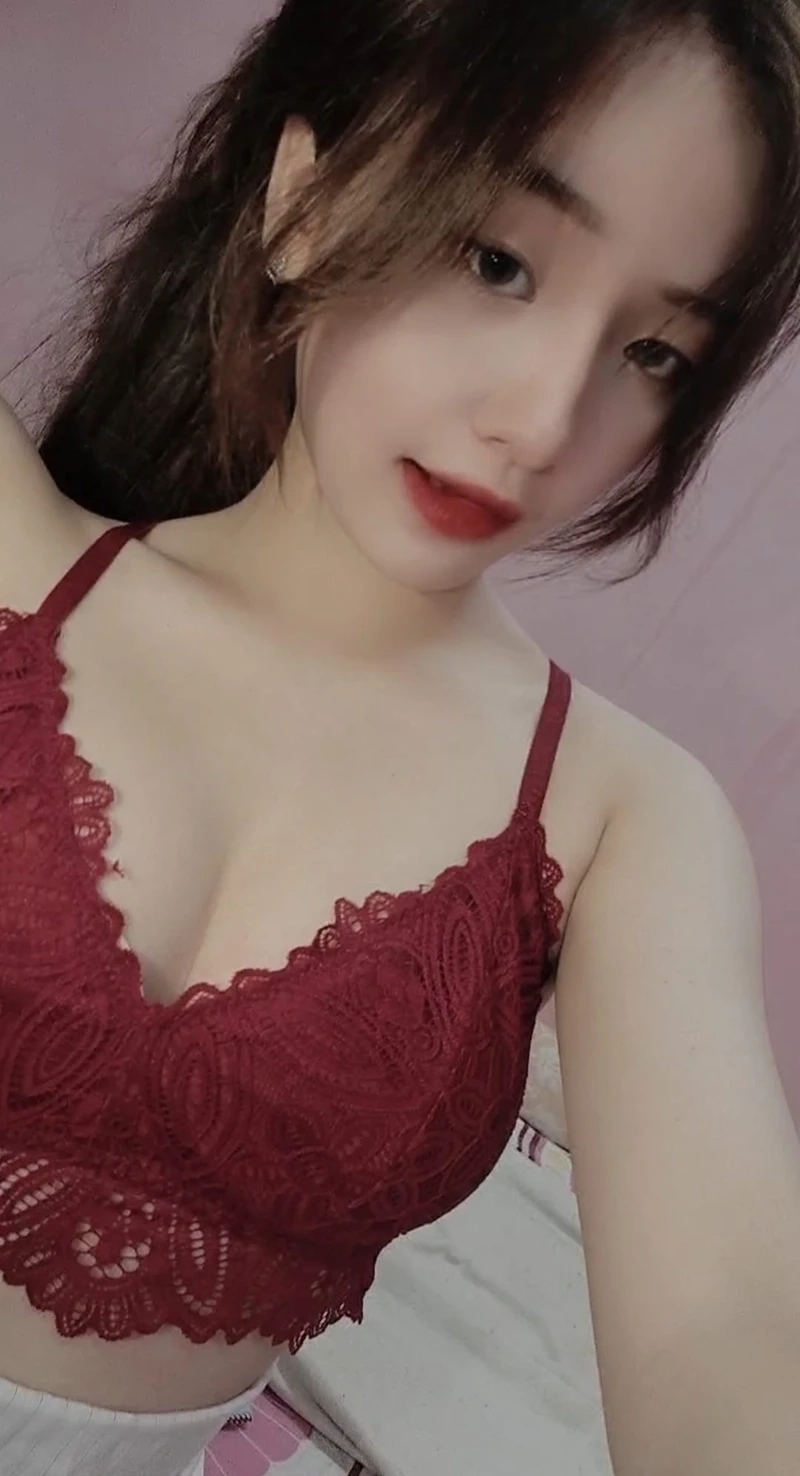 Anh gái đẹp cute khiến người xem phải ngắm nhìn lâu hơn