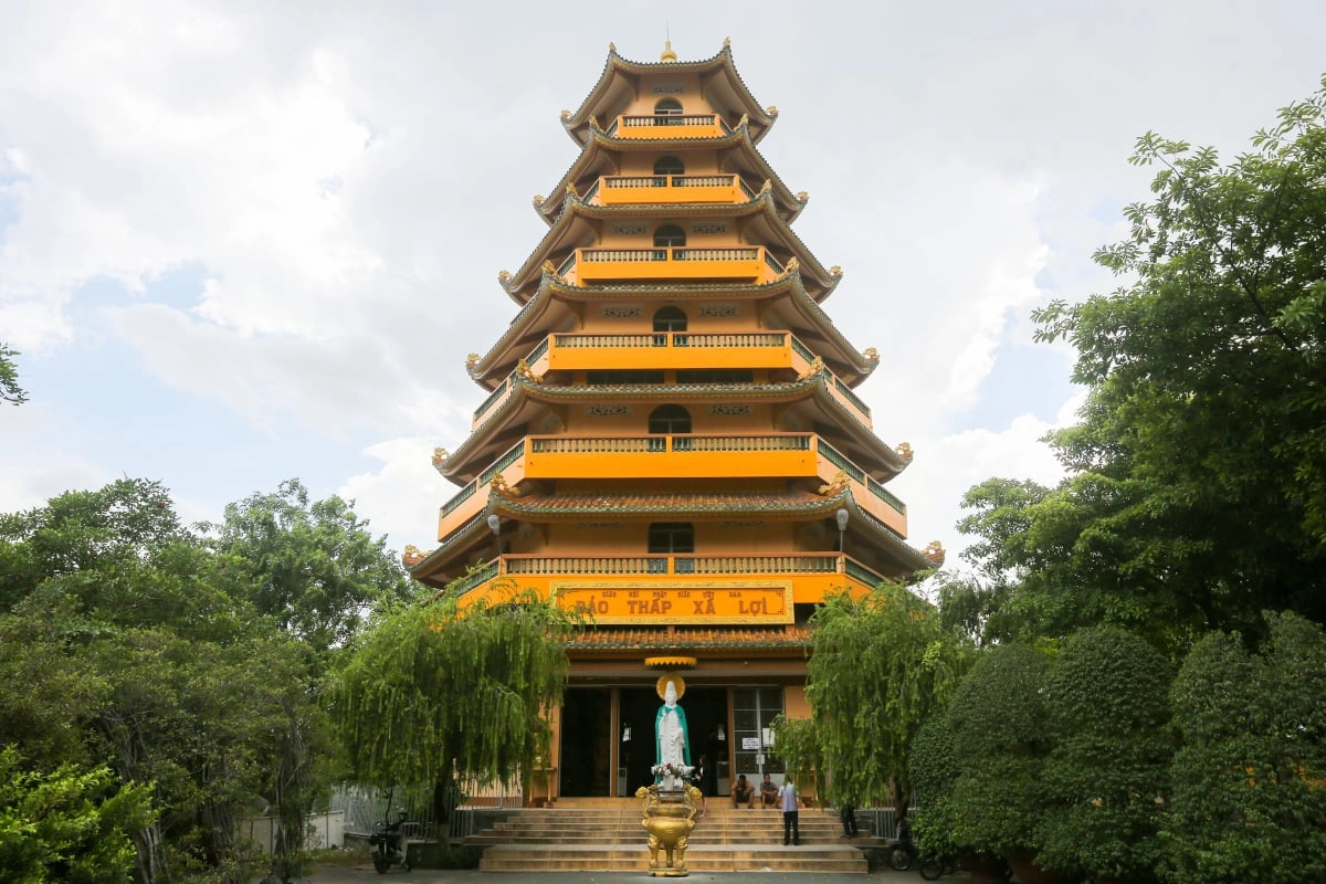 Chùa Giác Lâm - Một Trong Những Ngôi Chùa Cổ Nhất Sài Gòn