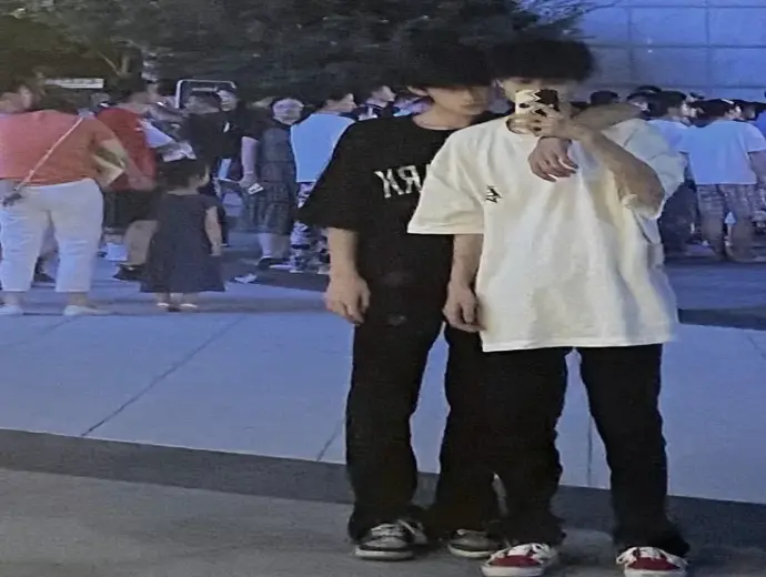 Khám phá bộ hình ảnh đôi trai gái yêu nhau lãng mạn nhất