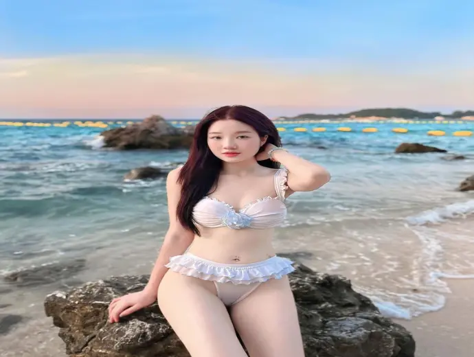 Khám phá bộ hình ảnh gái xinh mặc bikini đầy cuốn hút