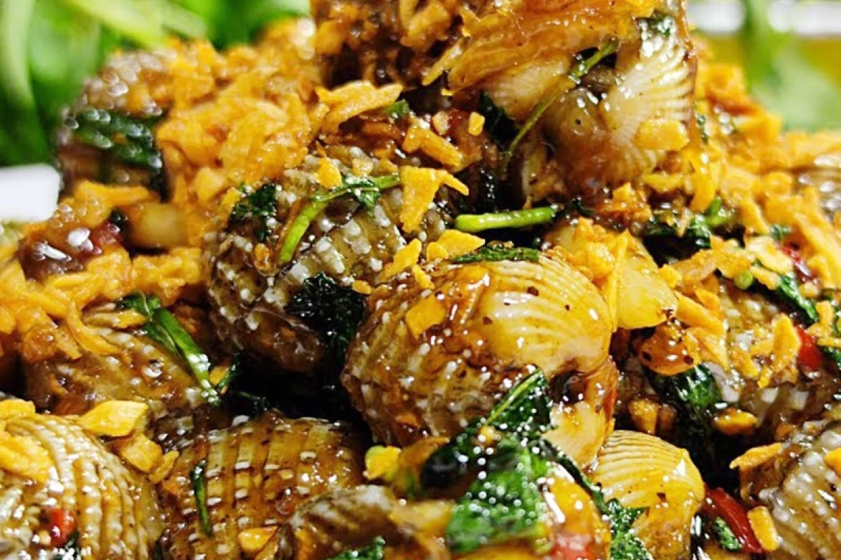 Cách làm sò huyết cháy tỏi thơm ngon chuẩn vị nhà hàng