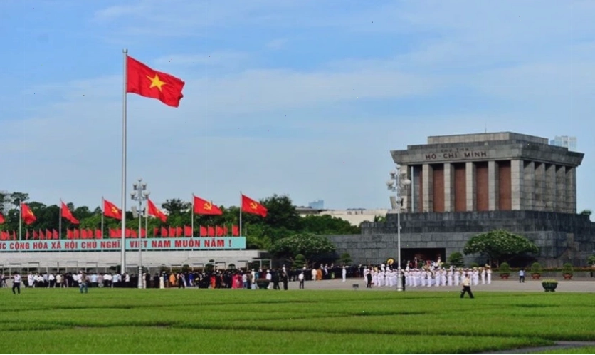 Cận cảnh lá cờ Việt Nam với sao vàng nổi bật