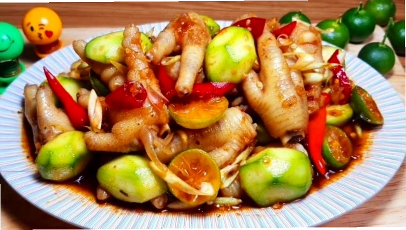 Chân gà sốt Thái