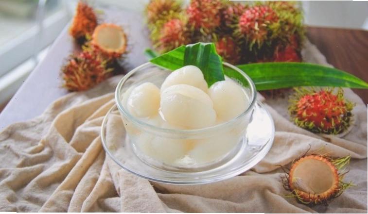 Chôm chôm ngâm đường phèn