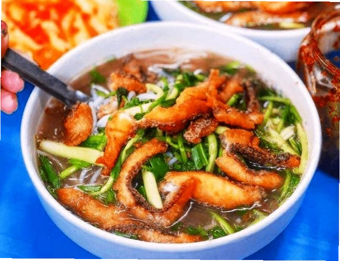 Chọn cá rô phi tươi ngon cho món bún cá Hà Nội