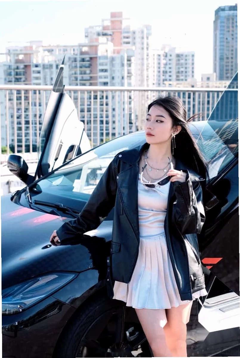 Cô gái xinh đẹp theo phong cách cool ngầu
