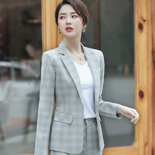 Cửa hàng bán đồ vest nữ công sở giá tốt với mẫu áo vest dáng dài thời thượng