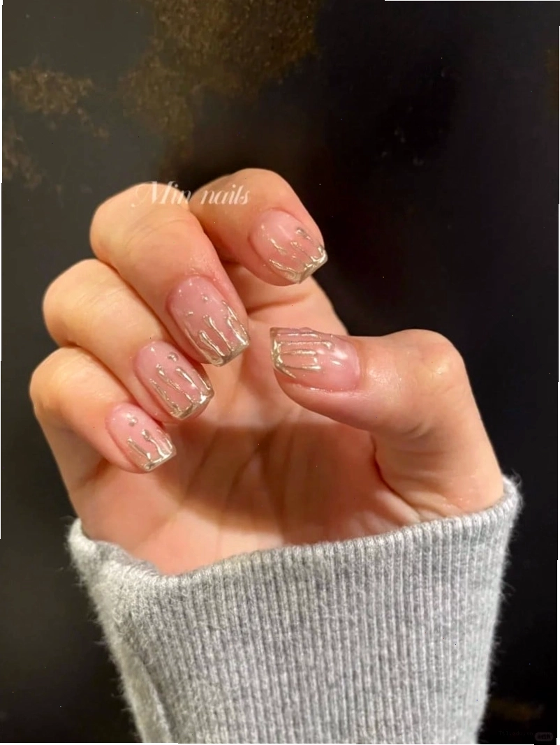 Dưỡng ẩm cho móng và da tay để nail luôn bền đẹp