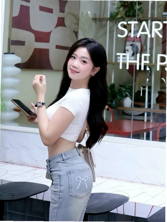Gái xinh đẹp nhất Việt Nam tỏa ra khí chất nổi bật