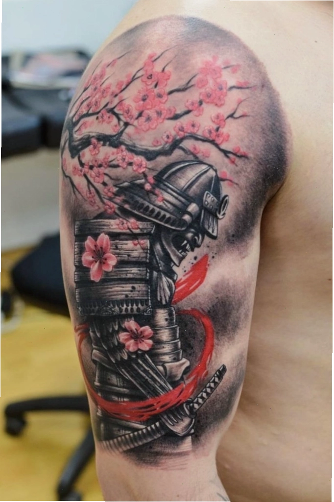 Hình xăm Samurai bắp tay thể hiện sự mạnh mẽ