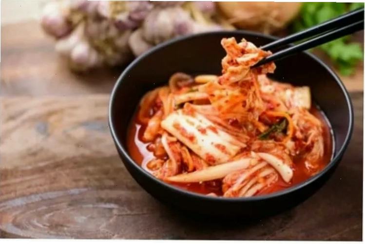 Hướng dẫn bảo quản kim chi đúng cách trong tủ lạnh để giữ được hương vị lâu dài