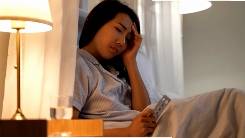 Kẹo ngủ melatonin phù hợp cho người mất ngủ tạm thời hoặc rối loạn nhịp sinh học