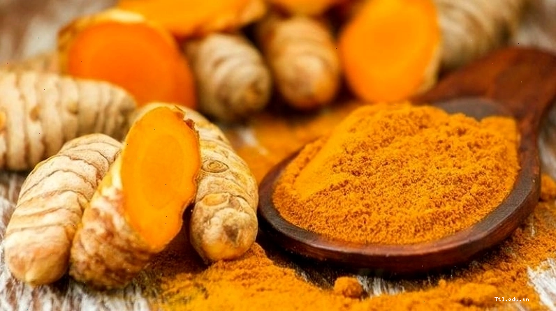 Mặt nạ bột nghệ và sữa chua giúp làm sáng da