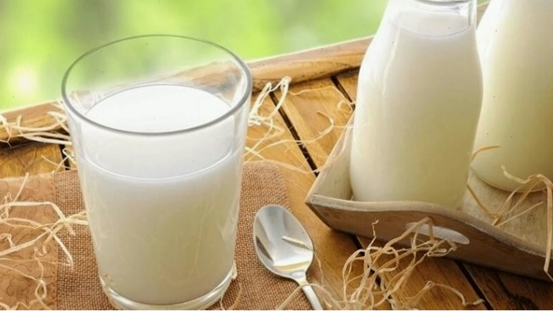 Mặt nạ sữa tươi giúp làm mềm và sáng da
