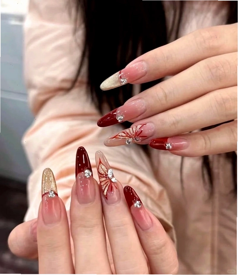 Mẫu nail Tết màu hồng pastel nhẹ nhàng và nữ tính