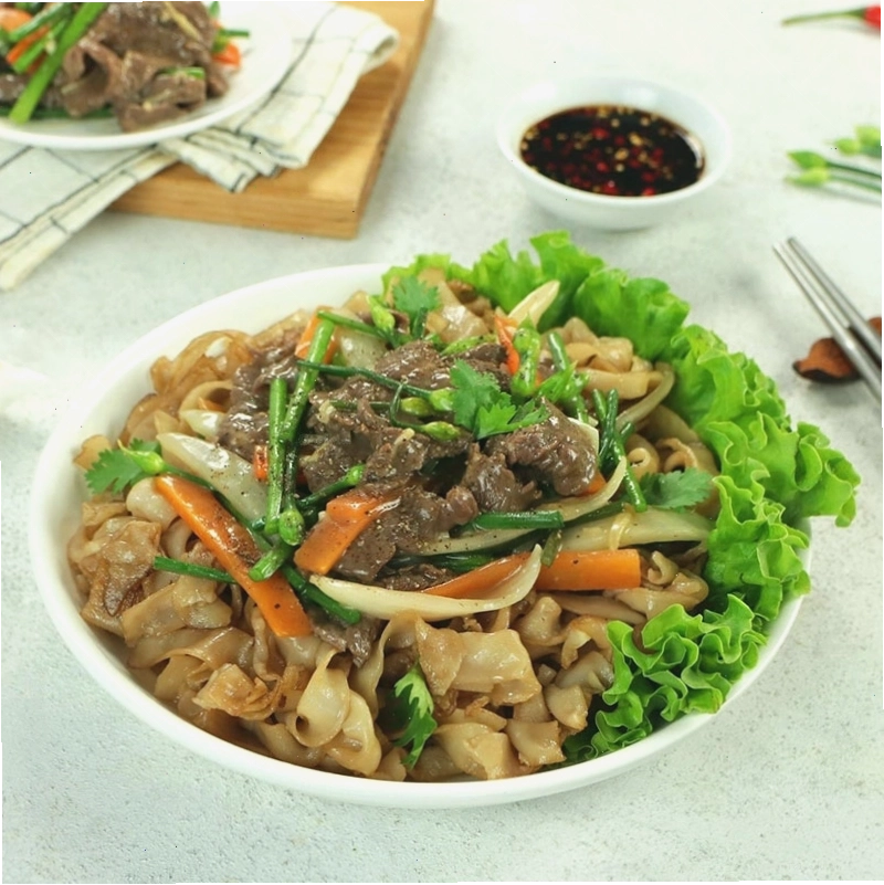 Món phở xào thịt bò rau cải hấp dẫn với nước sốt sánh đậm đà
